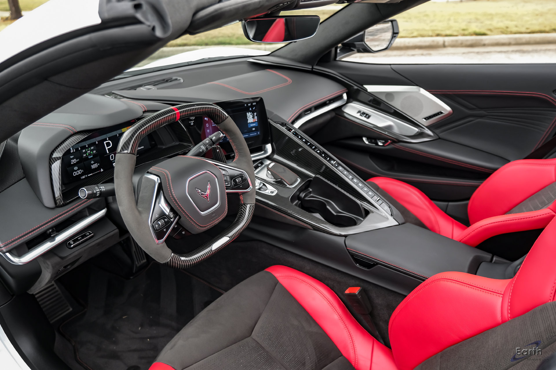 Used 2024 Chevrolet Corvette Z06 w/ Z07 Performance Package RWD image 3