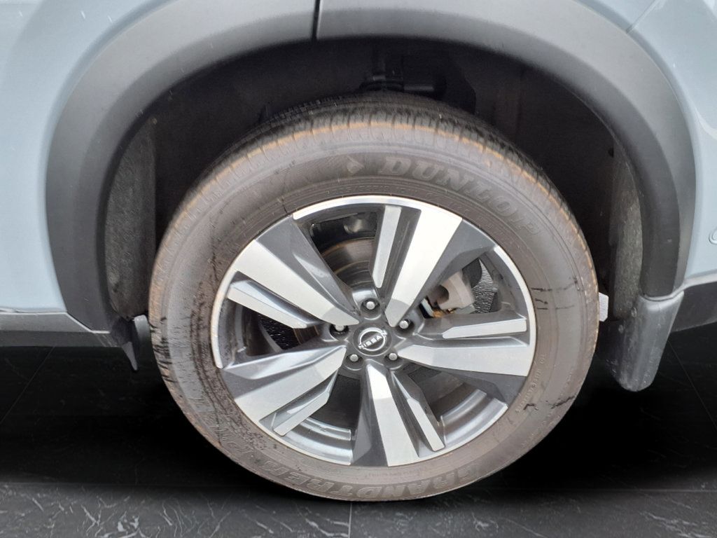 Used 2025 Nissan Rogue SL w/ SL Premium Package AWD/4WD image 37