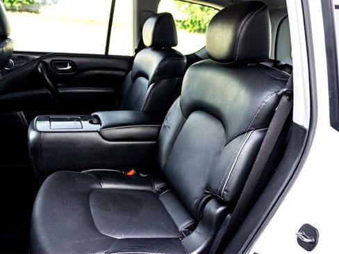 Used 2024 INFINITI QX80 Luxe image 27