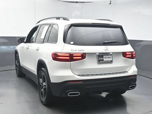 Used 2026 Mercedes-Benz GLB 250 image 6