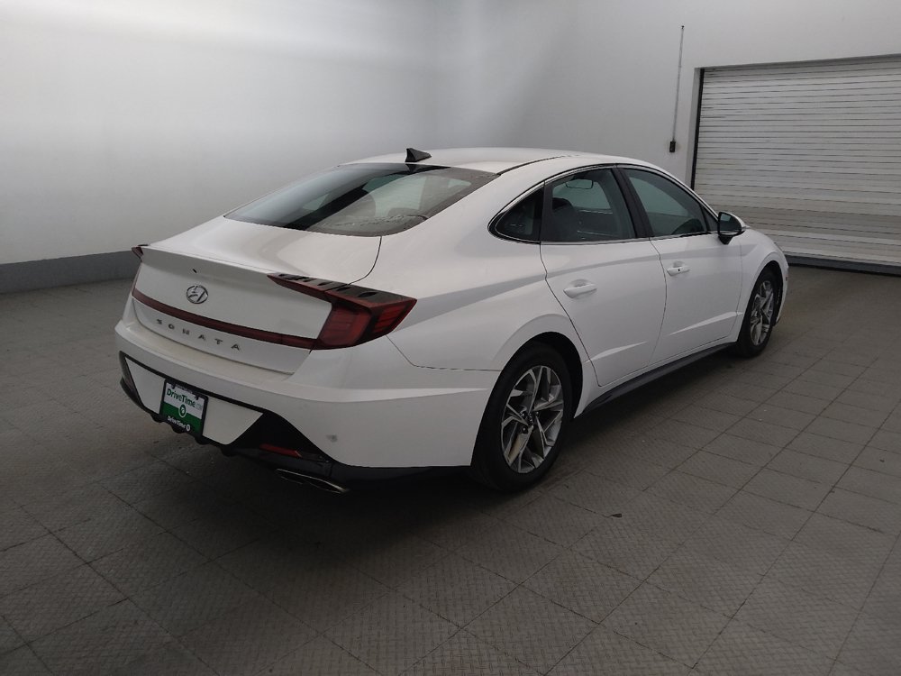 Used 2023 Hyundai Sonata SEL w/ Preferred Accessory Package FWD image 9