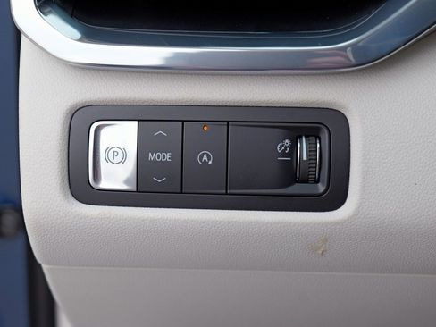 New 2026 GMC Acadia Denali image 18