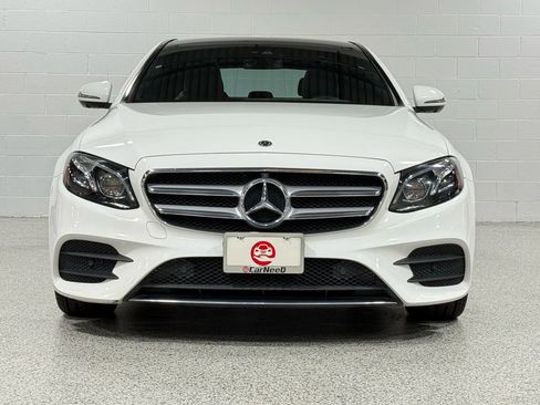 Used 2019 Mercedes-Benz E 300 4MATIC w/ Premium 1 Package image 3