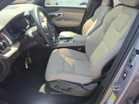 Used 2026 Volvo XC90 B6 Plus AWD/4WD image 4