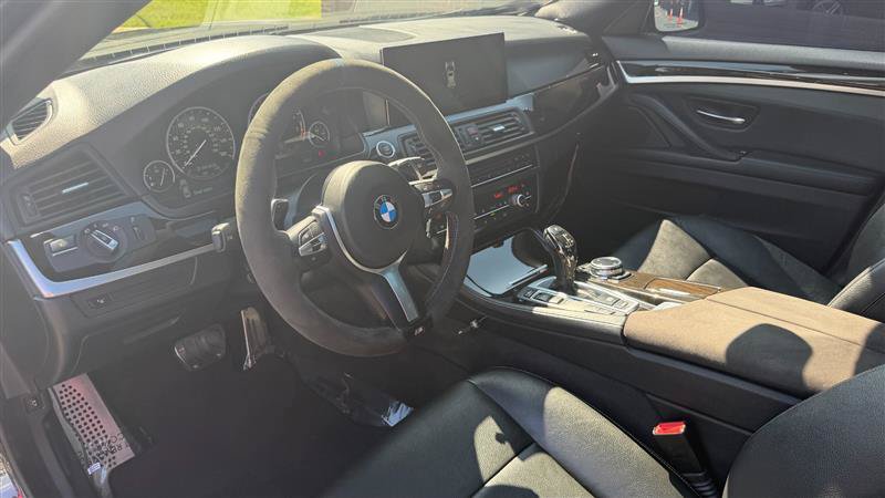 Used 2014 BMW 535i xDrive w/ M Sport Package AWD/4WD image 29