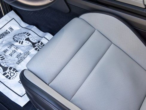 Certified 2025 Porsche Taycan GTS image 31