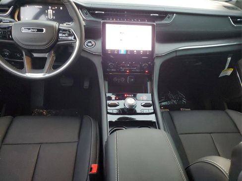 New 2025 Jeep Grand Cherokee Overland w/ Luxury Tech Group IV image 10