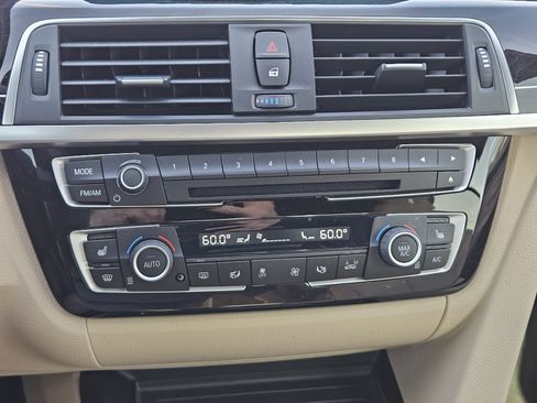 Used 2020 BMW 430i Convertible image 21