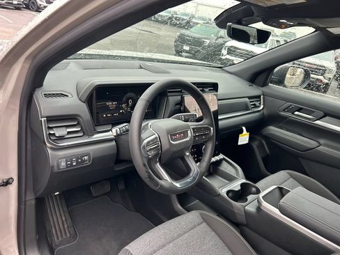 New 2026 GMC Terrain Elevation w/ Black Edition AWD/4WD image 18