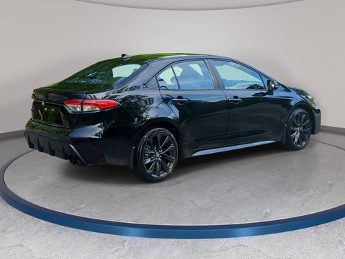 Used 2024 Toyota Corolla SE FWD image 5