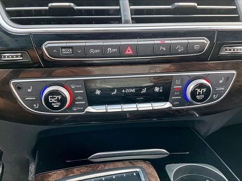 Used 2019 Audi Q7 3.0T Premium Plus w/ Premium Plus Package image 31