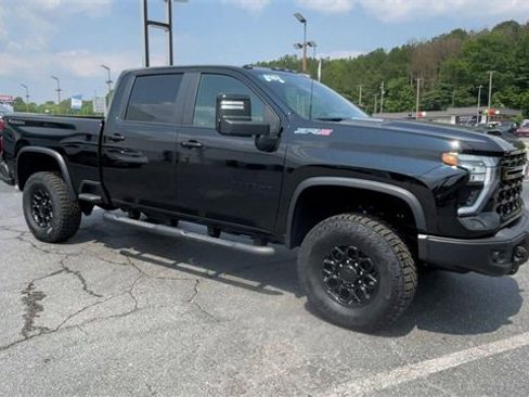 Certified 2024 Chevrolet Silverado 2500 ZR2 w/ ZR2 Bison Edition image 2