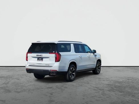 New 2026 GMC Yukon XL AT4 w/ AT4 Premium Plus Package AWD/4WD image 8