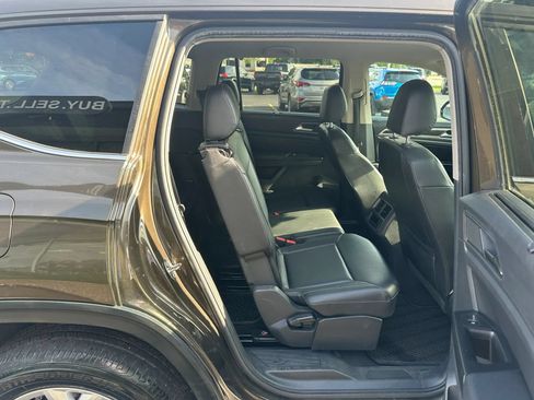 Used 2019 Volkswagen Atlas SE AWD/4WD image 17