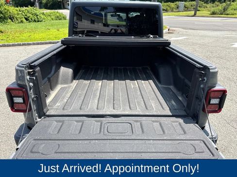 Used 2021 Jeep Gladiator Overland w/ Popular Equipment Package AWD/4WD image 10