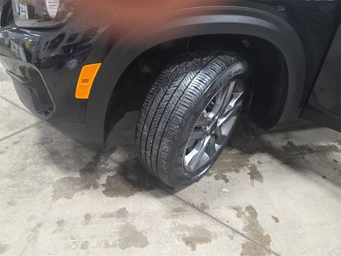 Used 2021 Kia Seltos LX image 30