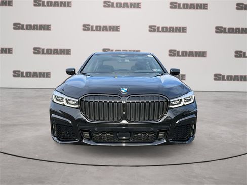 Used 2021 BMW 745e xDrive 745e xDrive w/ M Sport Package image 8