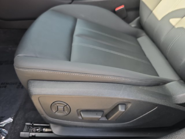 Used 2025 Audi A5 Premium w/ Convenience Package AWD/4WD image 32