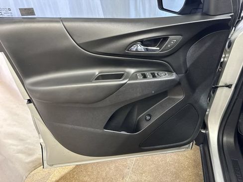 Certified 2022 Chevrolet Equinox LT FWD image 21