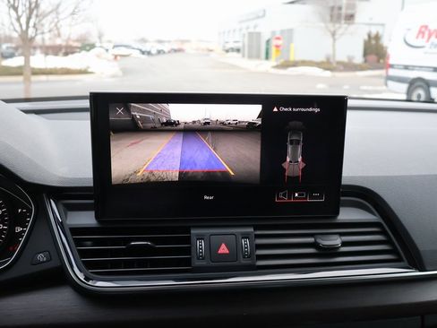 Used 2022 Audi Q5 2.0T Premium w/ Convenience Package image 25