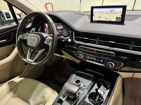 Used 2018 Audi Q7 3.0T Prestige w/ Prestige Package image 32