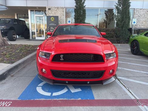 Used 2012 Ford Mustang Shelby GT500 w/ Electronics Pkg image 2