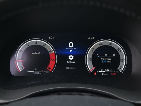 Used 2023 Toyota Highlander Limited FWD image 13