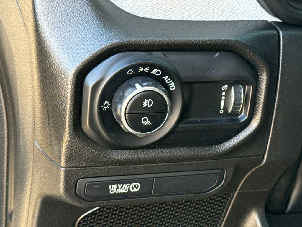 Used 2024 Jeep Gladiator Sport AWD/4WD image 23