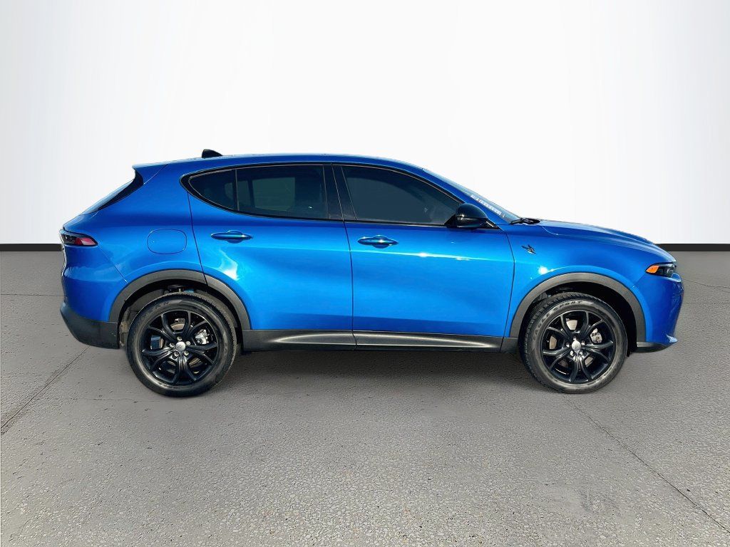 Used 2024 Dodge Hornet GT w/ GT Blacktop Package AWD/4WD image 8