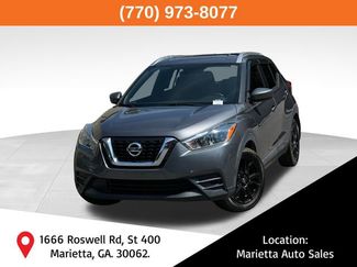 Used 2019 Nissan Kicks SV image 1