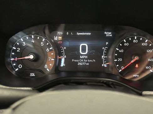 Used 2025 Jeep Compass Latitude AWD/4WD image 8