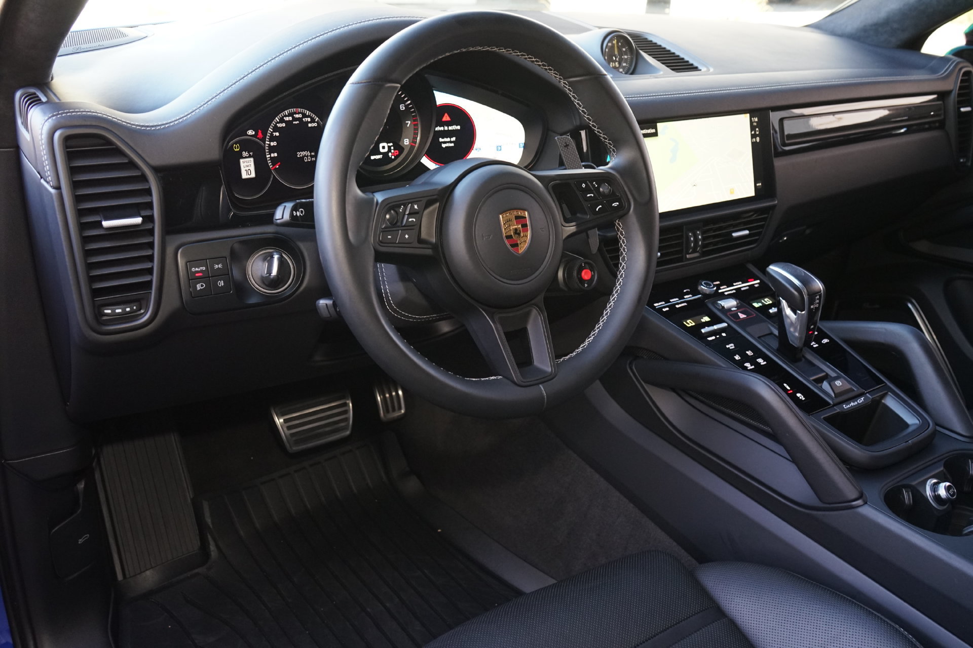 Used 2023 Porsche Cayenne Turbo GT AWD/4WD image 6