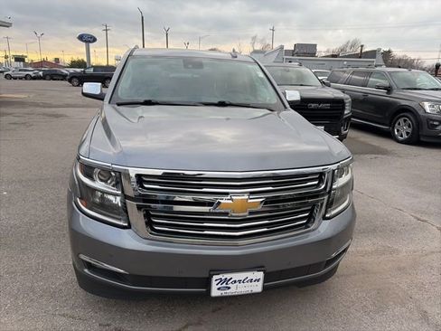 Used 2020 Chevrolet Suburban Premier AWD/4WD image 8