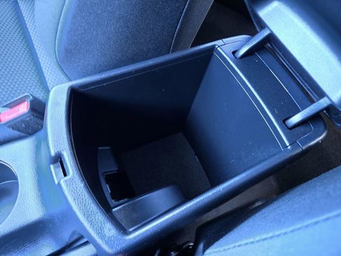 Used 2023 Kia Soul LX w/ LX Technology Package image 12