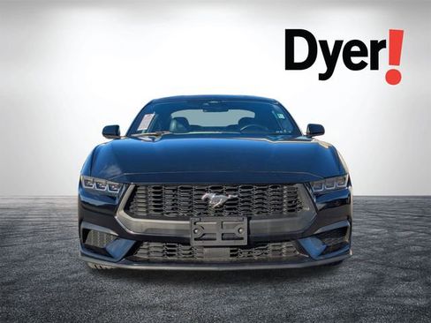 Used 2024 Ford Mustang Premium image 11