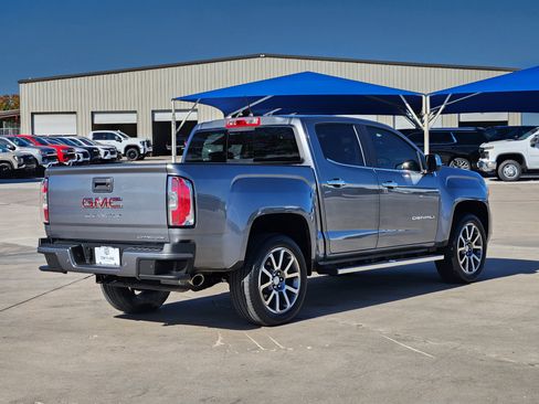 Certified 2021 GMC Canyon Denali image 7