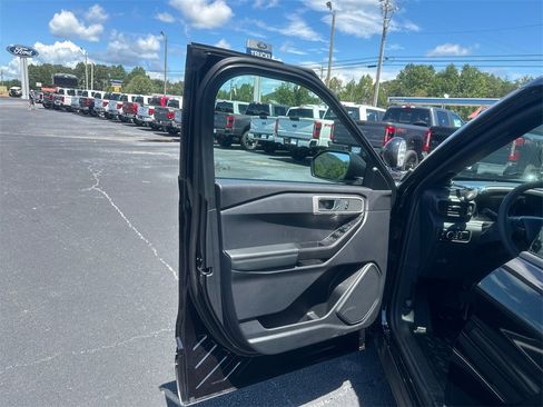 New 2025 Ford Explorer 4WD Police Interceptor image 15