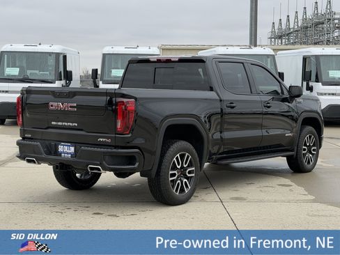 Used 2024 GMC Sierra 1500 AT4 w/ Technology Package image 4
