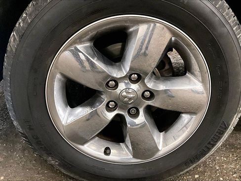 Used 2019 RAM 1500 Big Horn image 8