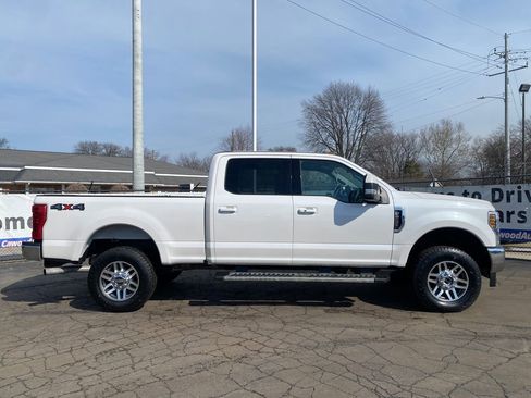 Used 2019 Ford F250 Lariat w/ Lariat Ultimate Package image 2