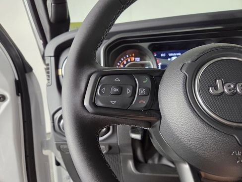 New 2026 Jeep Gladiator Sport image 17