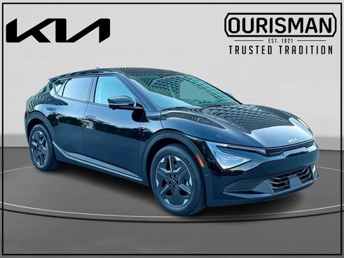 New 2025 Kia EV6 Light w/ Light LR Technology Package AWD/4WD image 1