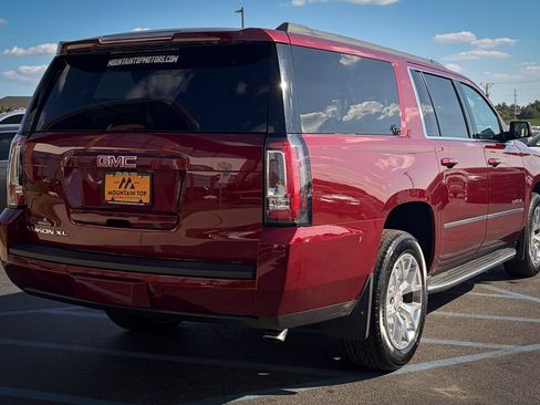 Used 2016 GMC Yukon XL SLT w/ Open Road Package AWD/4WD image 34