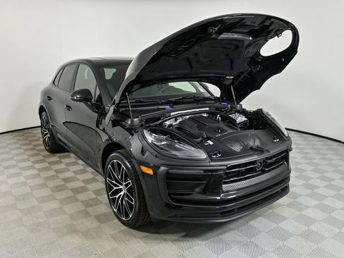 New 2026 Porsche Macan AWD/4WD image 33