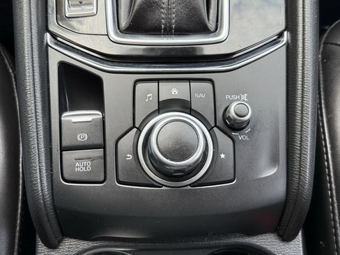 Used 2018 MAZDA CX-5 Touring w/ Preferred Equipment Package image 33