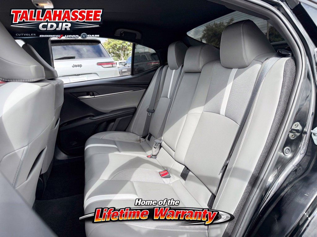 Used 2025 Toyota Camry SE w/ Convenience Package FWD image 31