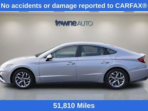Used 2023 Hyundai Sonata SEL FWD image 2