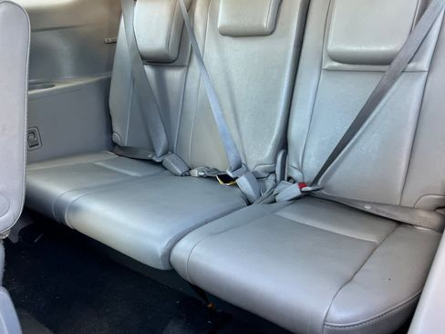 Used 2019 Toyota Highlander Limited image 17