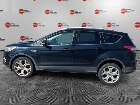 Used 2017 Ford Escape Titanium w/ Equipment Group 301A AWD/4WD image 2