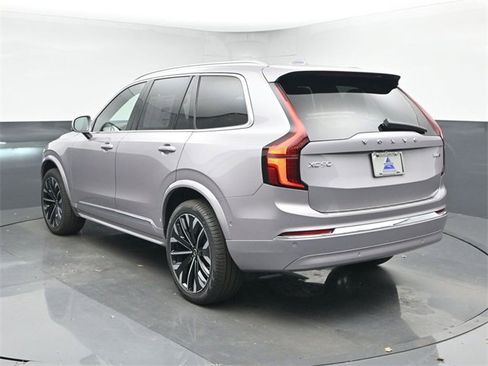 New 2026 Volvo XC90 B6 Plus w/ Protection Package Premier image 6